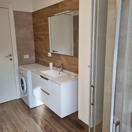 Апартаменты New Close To The Cinque Terre